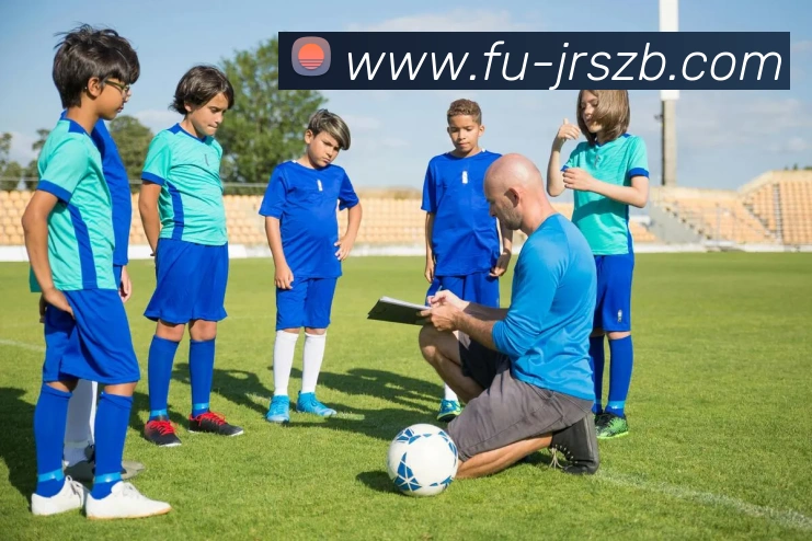 数据支撑下的战术真理剖析跑动距离与压迫强度的正比关系